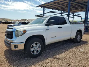 Toyota Tundra 5.7L 8 2020
