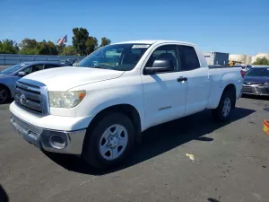 Toyota Tundra 4.6L 8 2011