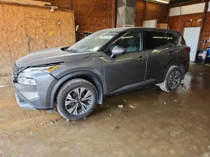 Nissan Rogue 2.5L 4 2021