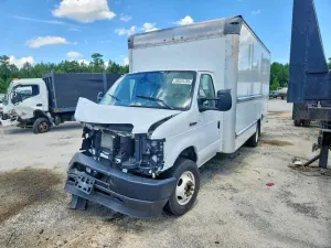 Ford Econoline 7.3L 8 2023