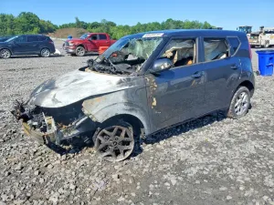 Kia Soul 2.0L 4 2021