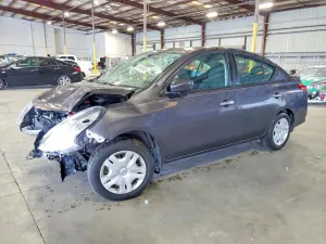 Nissan Versa 1.6L 4 2015