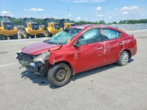 Nissan Versa 1.6L 4 2015