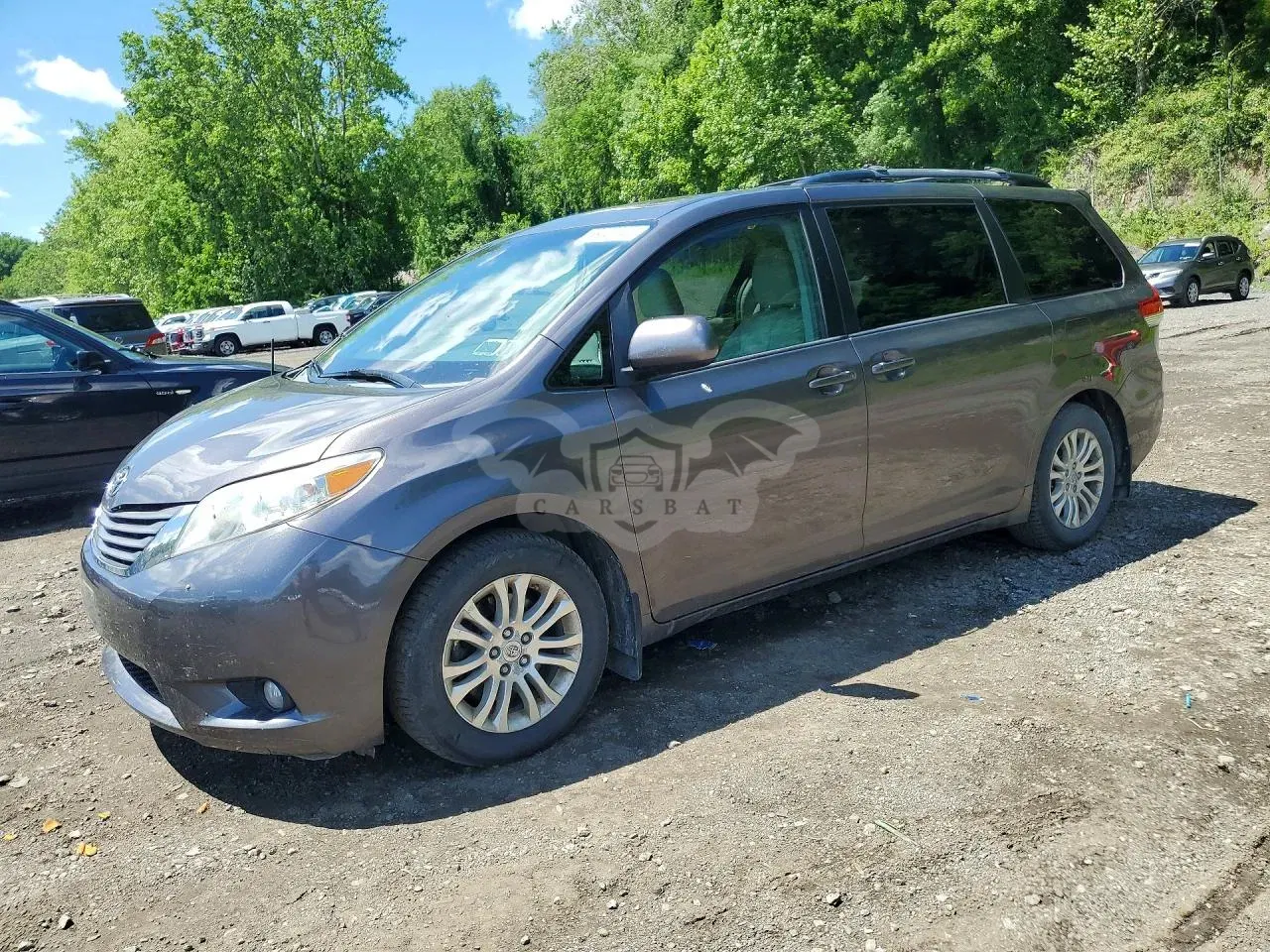 Toyota Sienna 3.5L 6 2012