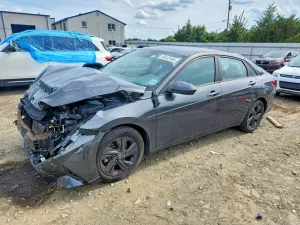 Hyundai Elantra 2.0L 4 2021