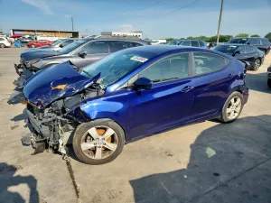 Hyundai Elantra 1.8L 4 2013