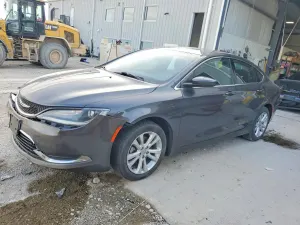 Chrysler 200 2.4L 4 2017