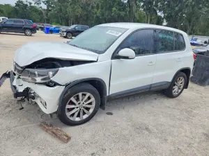 Volkswagen Tiguan 2.0L 4 2014