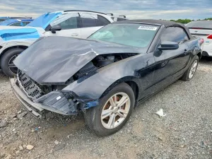 Ford Mustang 3.7L 6 2014
