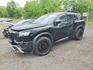 Nissan Pathfinder 3.5L 6 2025