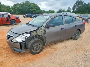 Nissan Versa 1.6L 4 2015
