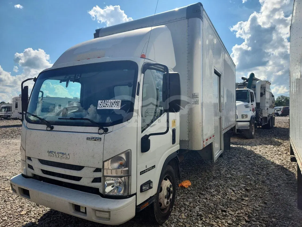 Isuzu NPR 6.6L 8 2022