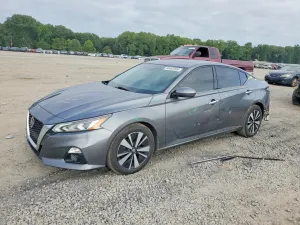 Nissan Altima 2.5L 4 2020