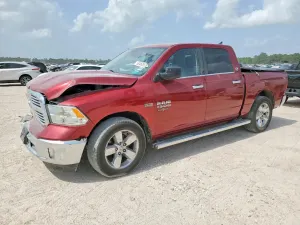 RAM 1500 5.7L 8 2015