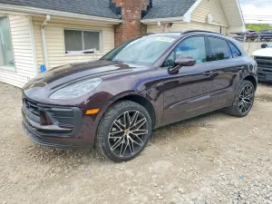 Porsche Macan 2.0L 4 2024