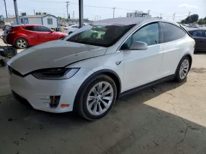 Tesla Model X 2020