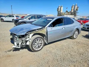 Toyota Camry 2.5L 4 2018
