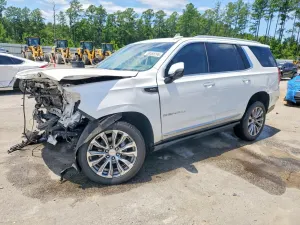 GMC Yukon 6.2L 8 2021