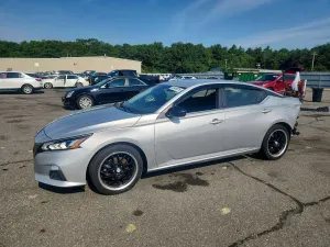Nissan Altima 2.5L 4 2020