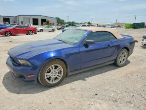Ford Mustang 3.7L 6 2012