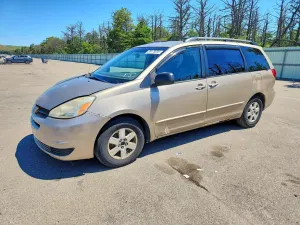 Toyota Sienna 3.3L 6 2004