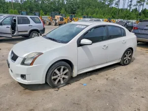 Nissan Sentra 2.0L 4 2011