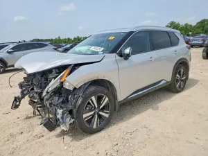 Nissan Rogue 2.5L 4 2021