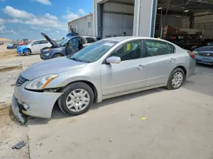 Nissan Altima 2.5L 4 2010