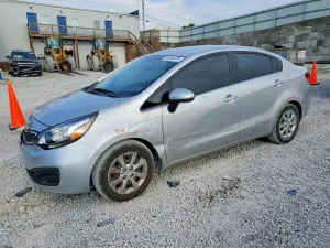 Kia Rio 1.6L 4 2013
