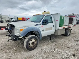 Ford F-450 6.8L 10 2013