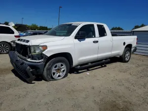 Toyota Tundra 5.7L 8 2019