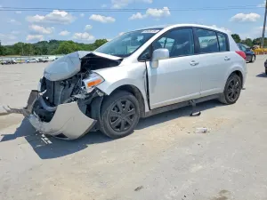 Nissan Versa 1.8L 4 2011