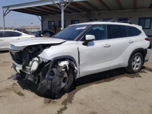 Toyota Highlander 3.5L 6 2022