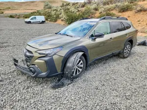 Subaru Outback 2.5L 4 2025