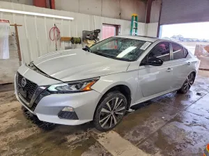 Nissan Altima 2.5L 4 2019
