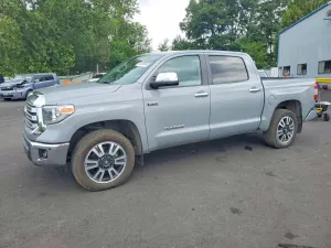 Toyota Tundra 5.7L 8 2018