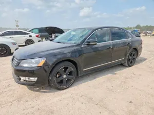 Volkswagen Passat 2.0L 4 2014