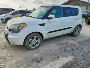 Kia Soul 2.0L 4 2011