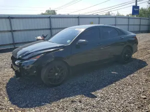 Hyundai Elantra 2.0L 4 2023