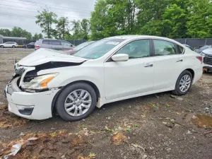 Nissan Altima 2.5L 4 2015