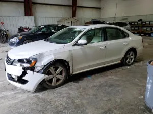 Volkswagen Passat 2.5L 5 2013