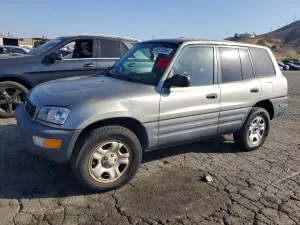 Toyota Rav4 2.0L 4 1999