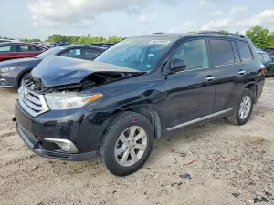Toyota Highlander 3.5L 6 2013
