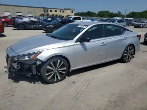 Nissan Altima 2.5L 4 2020