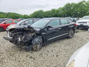 Nissan Altima 2.5L 4 2017