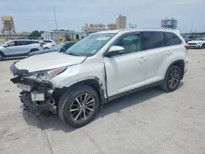 Toyota Highlander 3.5L 6 2019