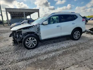 Nissan Rogue 2.5L 4 2015