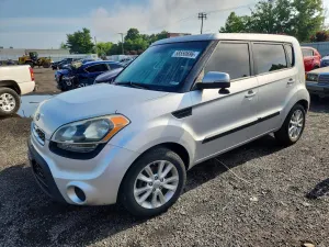Kia Soul 2.0L 4 2012
