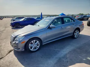 Mercedes-Benz E 3.5L 6 2011