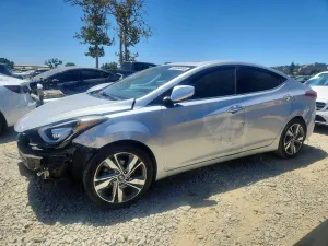 Hyundai Elantra 1.8L 4 2015